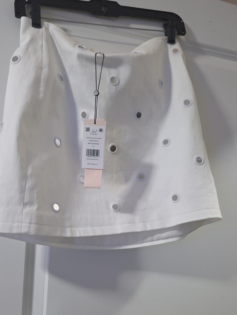 cinq a sept White Eyelet-Detail Blazer - Picture 7 of 7